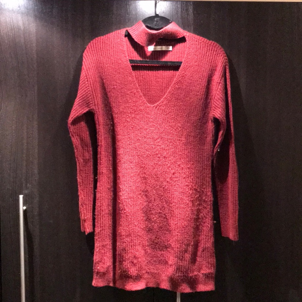 Bishop + Young Maroon sweater - Long - Medium